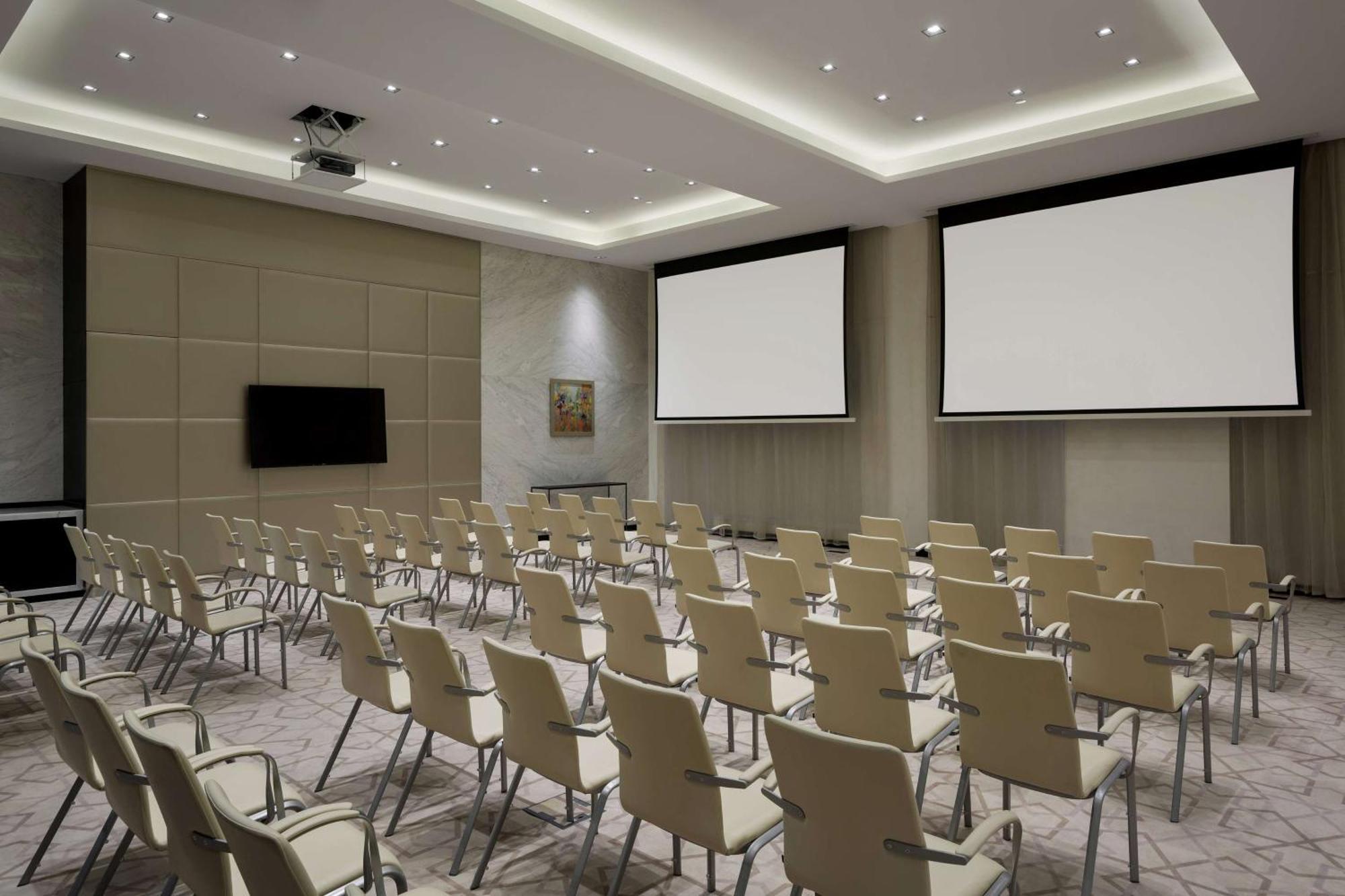 Hyatt Place Sulaimania Hotel 4*